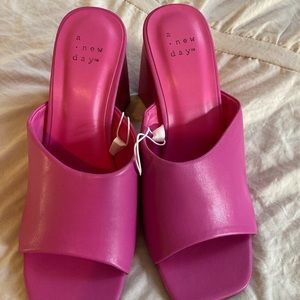 BRAND NEW Hot Pink Heeled Mules Size 7